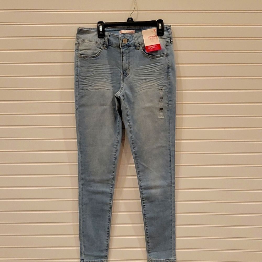 𝅺JOGGING, size 7 